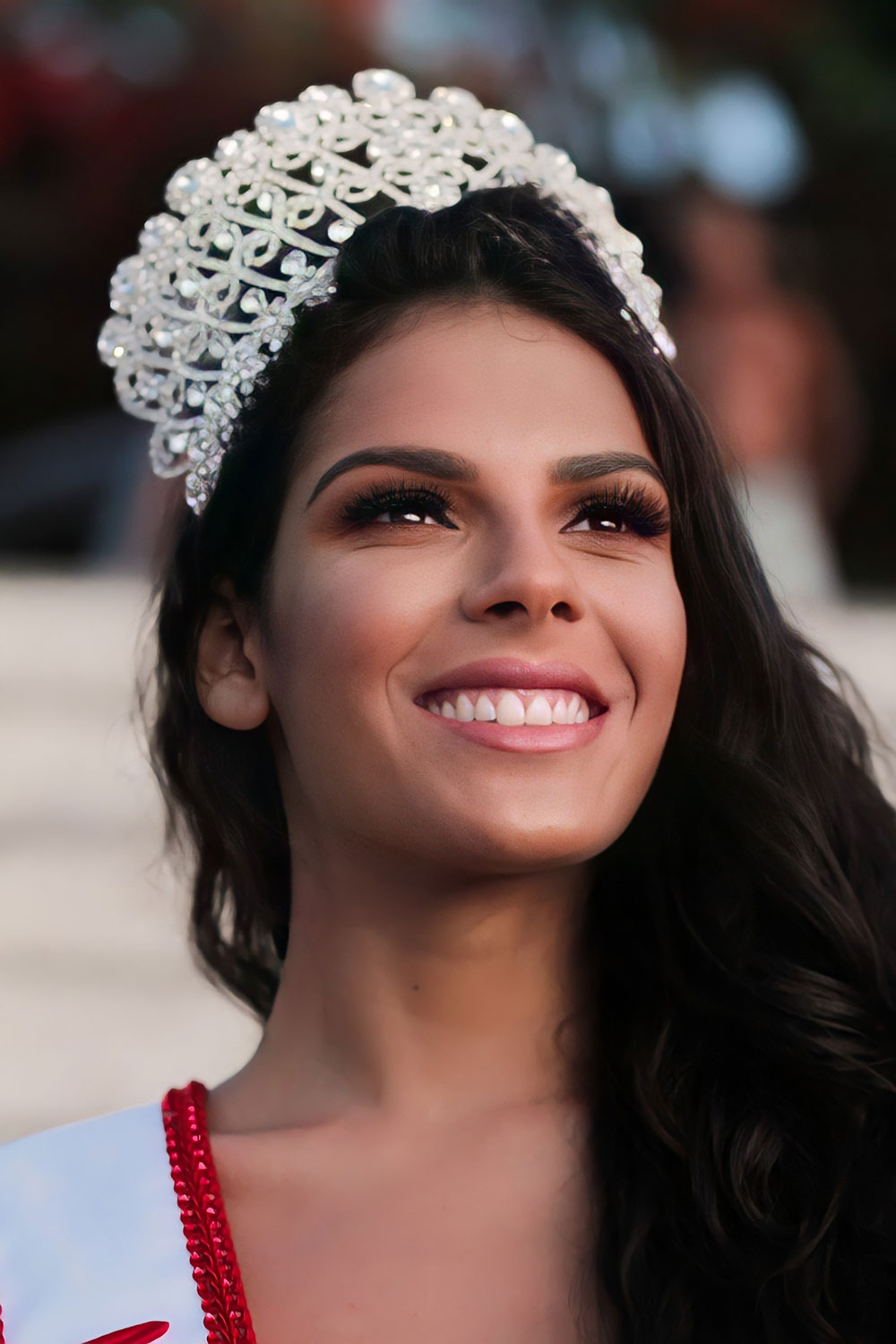 MISS BAHIA, PACIENTE DA CLÍNICA DRA CAMILA FREITAS, DENTISTA EM FEIRA DE SANTANA - BA